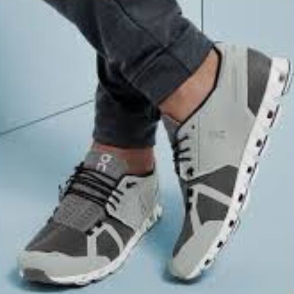 On Running Gray and Green Athletic Shoes Man Size 11 - Picture 1 of 7